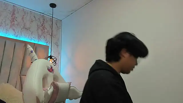 Emmapark  online show from March 22, 11:21 am