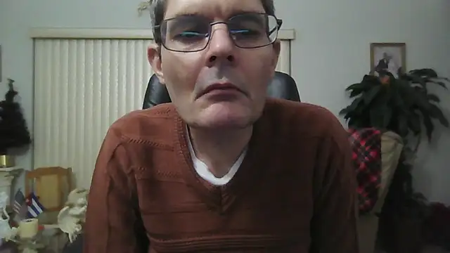 Copfiremen4566 online show from December 11, 5:53 am