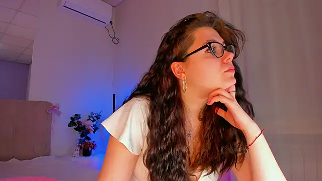 SelenaaSky online show from January 17, 4:36 pm