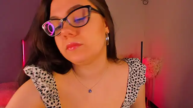 SelenaaSky online show from March 8, 1:25 pm