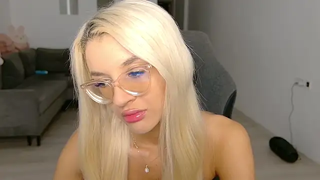 LovelyBianca online show from July 18, 7:17 pm