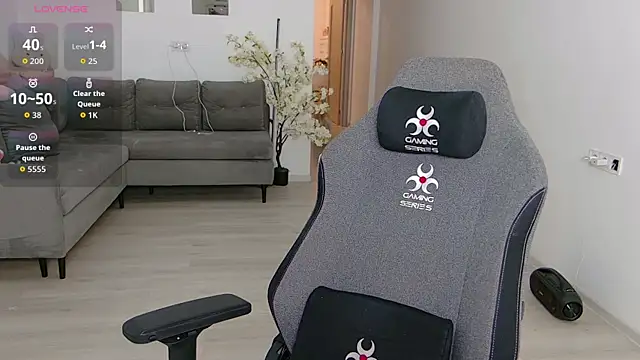LovelyBianca online show from July 31, 9:25 pm