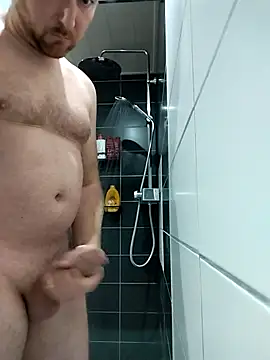 Snapshot of Au_plaisir_des_femmes chatting on October 18, 6:30 pm Au plaisir des femmes online show from October 18, 6:30 pm