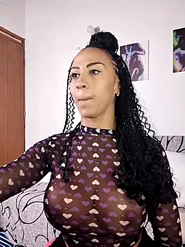 Snapshot of Charlotte_Bayron chatting on October 2, 11:56 pm Charlotte Bayron online show from October 2, 11:56 pm