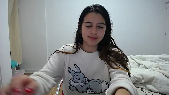 Snapshot of Contantin_helena chatting on January 6, 6:20 pm Contantin helena online show from January 6, 6:20 pm