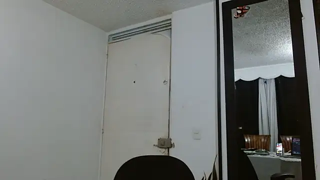  princess queen online show from March 4, 6:19 am