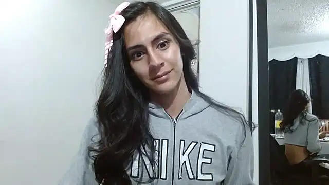  princess queen online show from March 13, 8:10 am