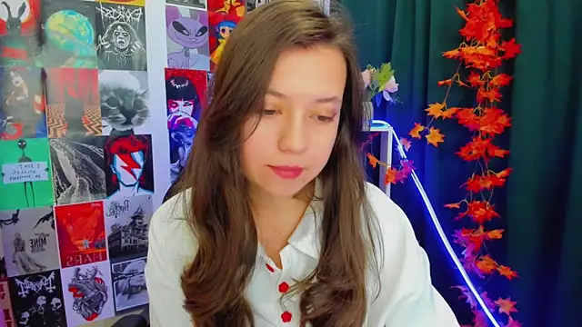 Snapshot of Lina_Brownie chatting on December 18, 5:48 am Lina Brownie online show from December 18, 5:48 am