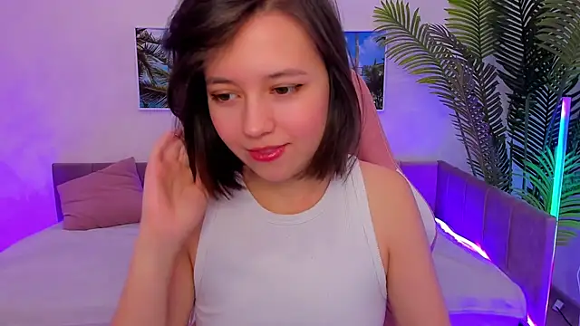 Snapshot of Lina_Brownie chatting on February 9, 4:57 am Lina Brownie online show from February 9, 4:57 am