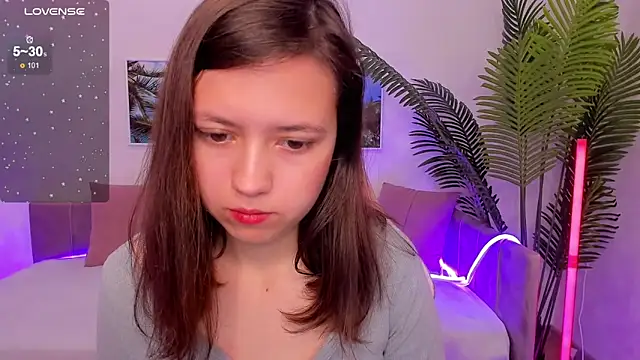 Snapshot of Lina_Brownie chatting on September 20, 2:23 am Lina Brownie online show from September 20, 2:23 am