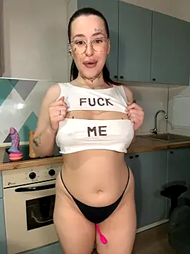 Snapshot of fuckdoll_18 chatting on September 17, 7:54 am fuckdoll 18 online show from September 17, 7:54 am