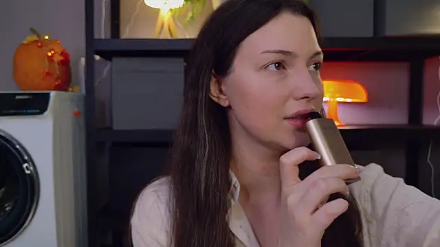 Miley Smile online show from November 6, 5:19 am