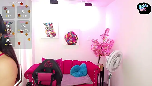 Snapshot of Miss_dolly_ chatting on October 21, 12:28 pm Miss dolly online show from October 21, 12:28 pm