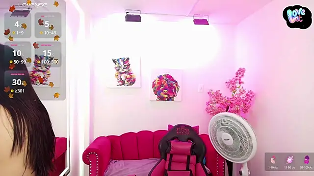 Snapshot of Miss_dolly_ chatting on October 27, 12:31 pm Miss dolly online show from October 27, 12:31 pm