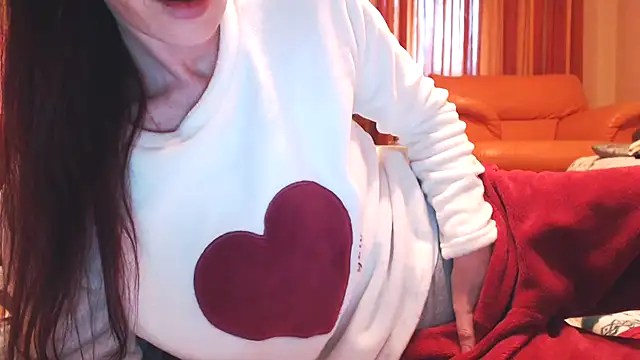 Snapshot of LovelyAndraGirl chatting on November 30, 11:14 am LovelyAndraGirl online show from November 30, 11:14 am