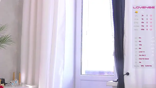 Snapshot of -MARIDRAGON- chatting on February 23, 8:49 am -MARIDRAGON- online show from February 23, 8:49 am