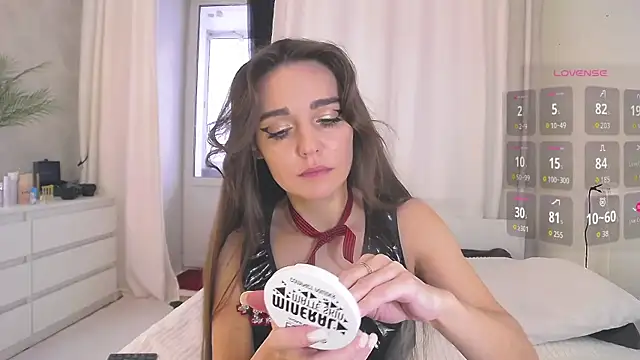 Snapshot of -MARIDRAGON- chatting on November 6, 8:26 am -MARIDRAGON- online show from November 6, 8:26 am