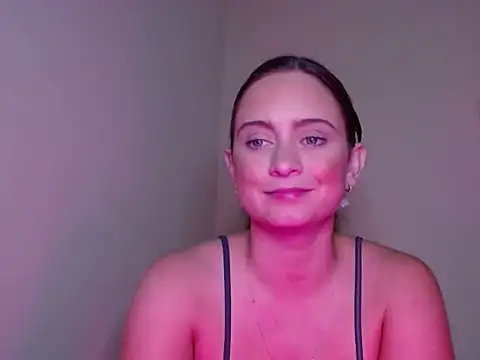 Sophie Raegan online show from January 1, 12:11 pm