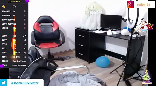 Snapshot of sofia_rosse4 chatting on December 6, 6:06 pm sofia rosse4 online show from December 6, 6:06 pm