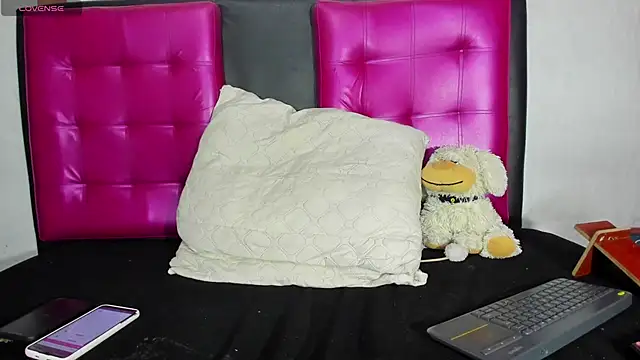 AlanaLars online show from September 29, 10:14 pm