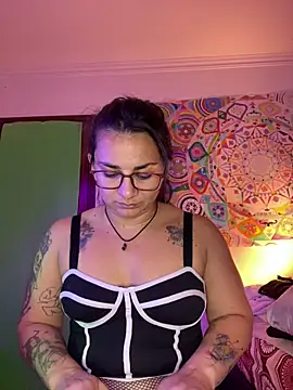 Snapshot of Amarantha_666 chatting on December 13, 8:14 pm Amarantha 666 online show from December 13, 8:14 pm