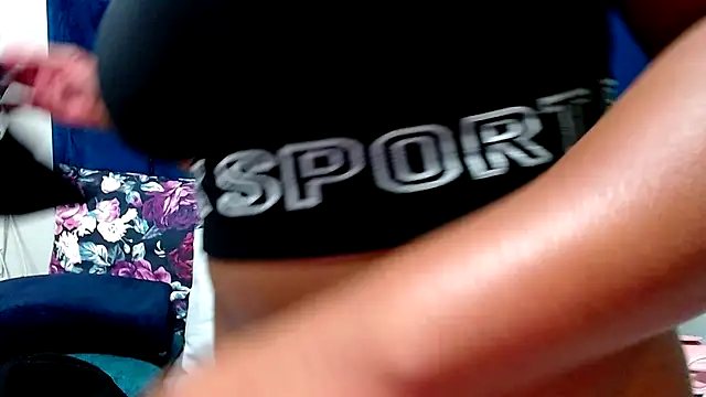 HotSmallTits online show from April 30, 5:52 pm