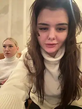 Snapshot of NikaMur chatting on February 28, 11:25 am NikaMur online show from February 28, 11:25 am