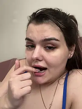 Snapshot of NikaMur chatting on March 5, 9:49 am NikaMur online show from March 5, 9:49 am