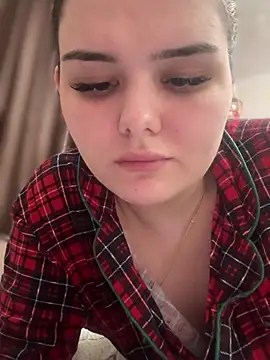 Snapshot of NikaMur chatting on March 19, 6:24 am NikaMur online show from March 19, 6:24 am