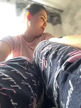 Snapshot of NikaMur chatting on March 22, 6:00 am NikaMur online show from March 22, 6:00 am