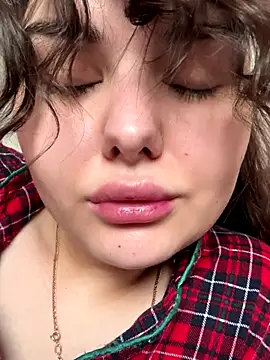 Snapshot of NikaMur chatting on October 4, 2:42 am NikaMur online show from October 4, 2:42 am