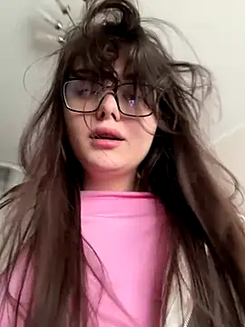 Snapshot of NikaMur chatting on October 5, 3:27 am NikaMur online show from October 5, 3:27 am