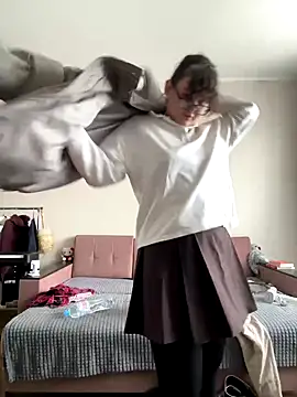 Snapshot of NikaMur chatting on October 6, 3:37 am NikaMur online show from October 6, 3:37 am