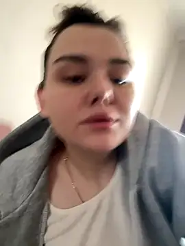 Snapshot of NikaMur chatting on October 15, 2:33 am NikaMur online show from October 15, 2:33 am