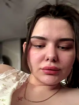 Snapshot of NikaMur chatting on November 3, 2:46 am NikaMur online show from November 3, 2:46 am