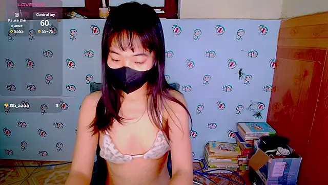 Snapshot of __Saphia__ chatting on January 24, 2:08 pm Saphia online show from January 24, 2:08 pm