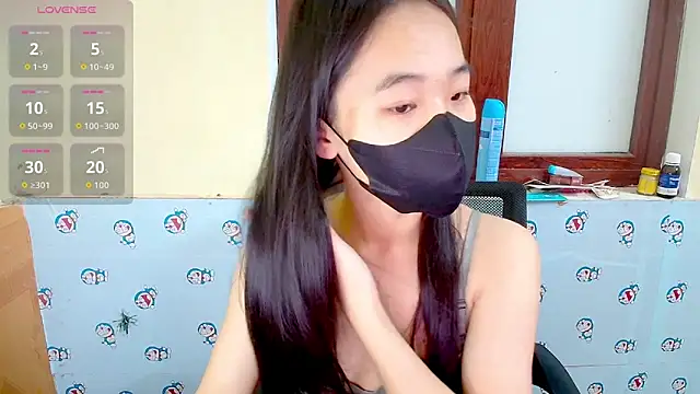   Saphia   online show from February 3, 12:20 am