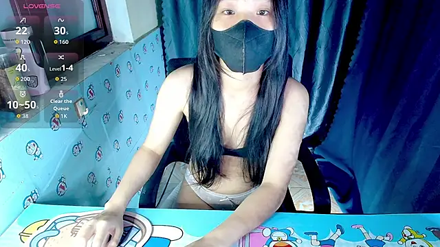 Snapshot of __Saphia__ chatting on June 4, 3:18 pm Saphia online show from June 4, 3:18 pm
