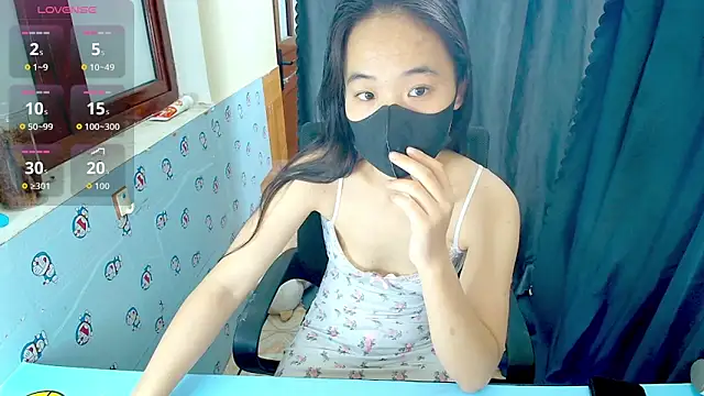 Snapshot of __Saphia__ chatting on June 10, 12:33 am Saphia online show from June 10, 12:33 am