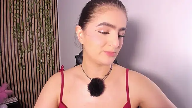 sofia 44 online show from June 20, 3:37 pm
