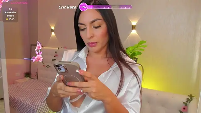 Snapshot of yourmagic_venus chatting on July 2, 10:38 pm yourmagic venus online show from July 2, 10:38 pm