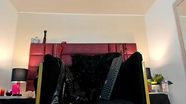 CharlotteScotte online show from March 17, 3:48 pm