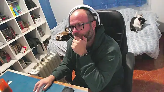 ravingr4d4 online show from January 17, 10:02 pm