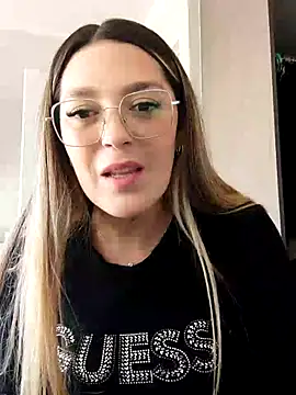 Snapshot of Daniela77771 chatting on April 21, 7:17 pm Daniela77771 online show from April 21, 7:17 pm