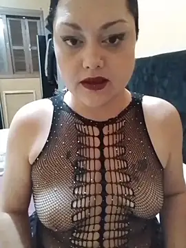 Snapshot of LilithRos3 chatting on January 6, 10:23 pm LilithRos3 online show from January 6, 10:23 pm