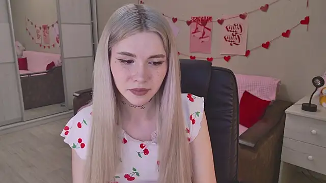 Alisa Black Star online show from December 21, 11:28 am