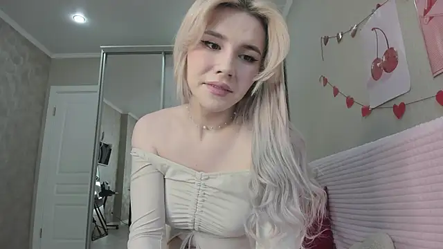Alisa Black Star online show from May 1, 11:15 am