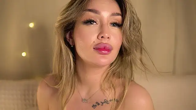 AnnyBangs online show from February 7, 1:01 pm