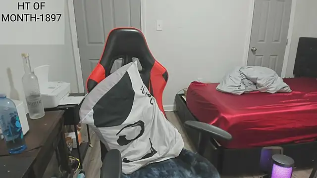 Snapshot of demi_xoxo chatting on November 12, 3:29 am demi xoxo online show from November 12, 3:29 am