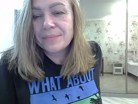 Snapshot of Alexandra-Rosee chatting on October 17, 3:36 pm Alexandra-Rosee online show from October 17, 3:36 pm